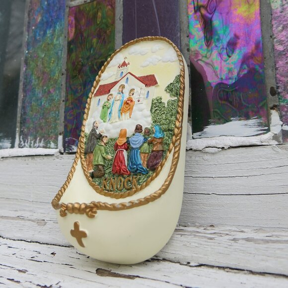 Vintage Hand Painted Carved Virgin Mary of Knock Holy Water Wall Plaque Décor - Picture 3 of 8